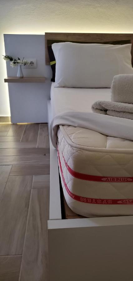 The Hill 5* Sarandë